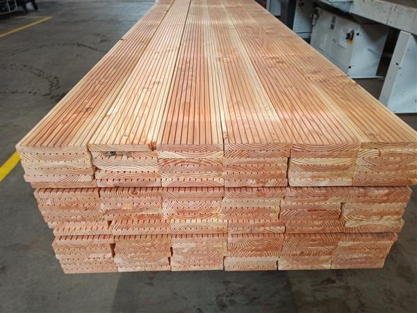 Grote foto 25x190mm antislip 400cm douglas doe het zelf en verbouw hout en planken