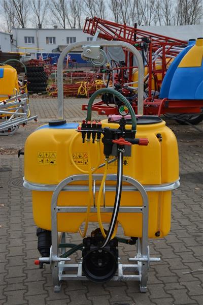 Grote foto kraffter 6 1000 gedragen veldspuit agrarisch mechanisatie