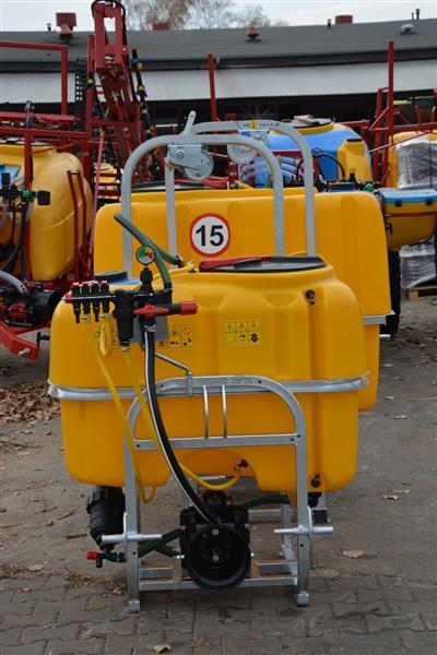 Grote foto kraffter 6 1000 gedragen veldspuit agrarisch mechanisatie