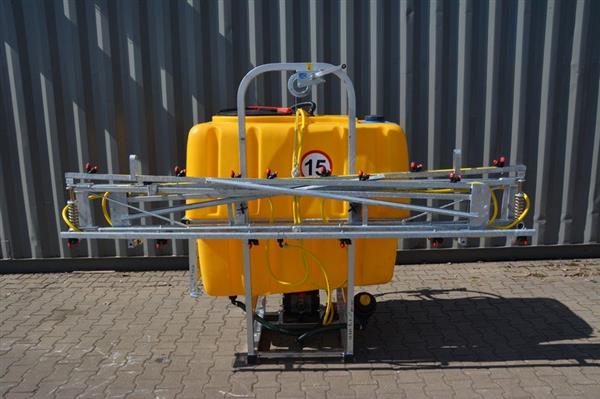 Grote foto kraffter 6 1000 gedragen veldspuit agrarisch mechanisatie