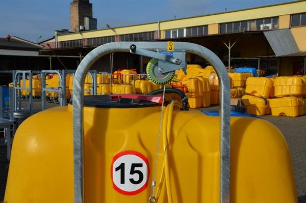 Grote foto kraffter 6 1000 gedragen veldspuit agrarisch mechanisatie