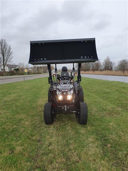 Grote foto solis 26 4wd hydrostaat black edition agrarisch tractoren