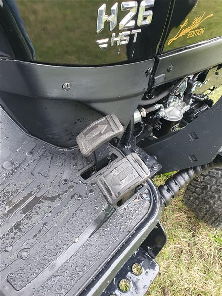 Grote foto solis 26 4wd hydrostaat black edition agrarisch tractoren