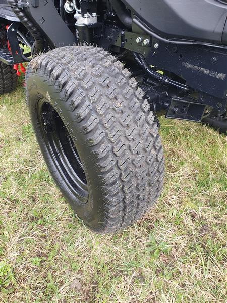 Grote foto solis 26 4wd hydrostaat black edition agrarisch tractoren