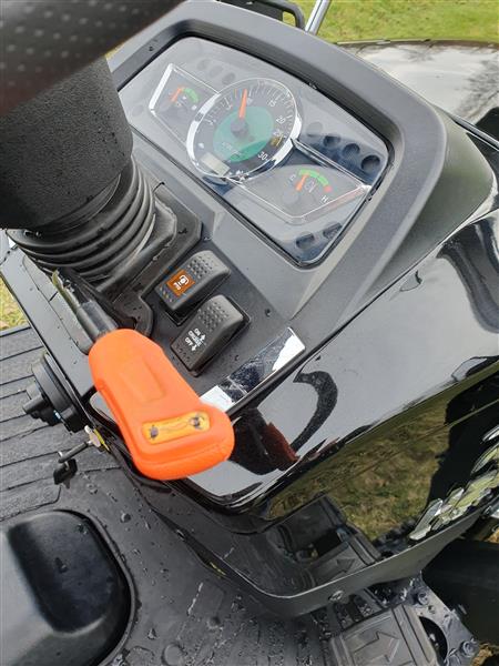 Grote foto solis 26 4wd hydrostaat black edition agrarisch tractoren