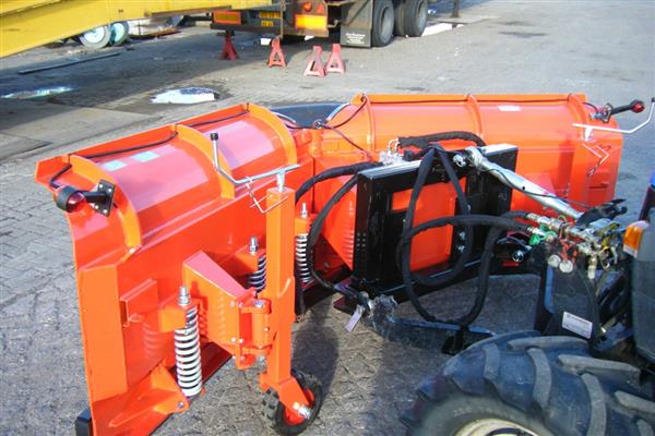 Grote foto kraffter pu2600 sneeuwschuif agrarisch mechanisatie