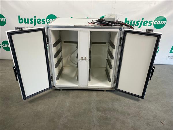 Grote foto gebruikte universele koeling 12v 230v nr 1408 auto onderdelen overige auto onderdelen