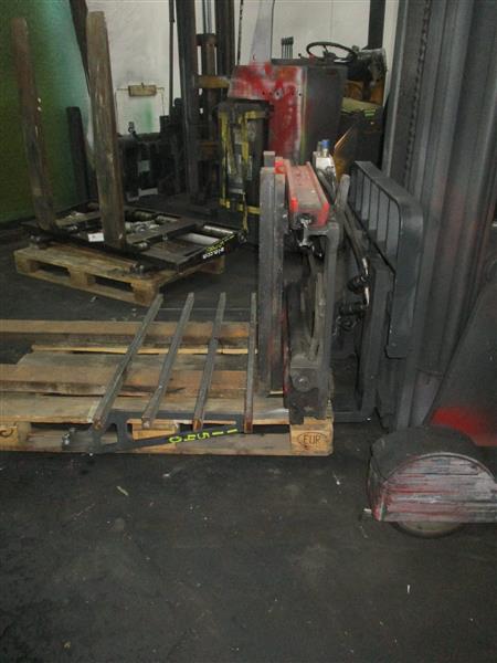 Grote foto meyer vorkenklem agrarisch heftrucks