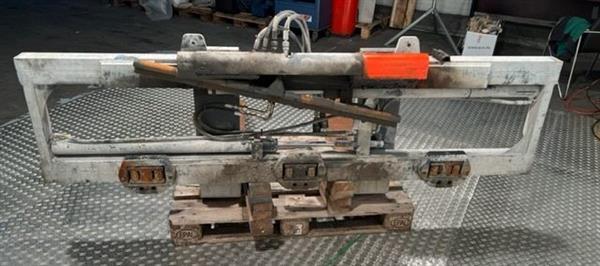 Grote foto kaup vorkversteller met mesvorken agrarisch heftrucks