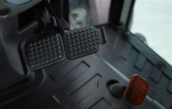 Grote foto solis 50 shuttle xl black edition agrarisch tractoren