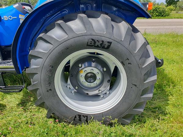 Grote foto solis 90 4wd rops stage iii 12x12 export agrarisch tractoren