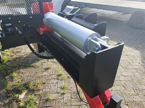 Grote foto kraffter 41t houtklover kohler 429cc horizontaal agrarisch mechanisatie