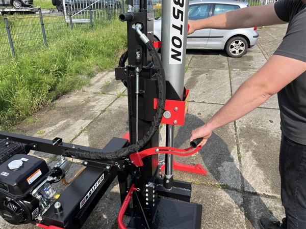 Grote foto kraffter 35t houtklover kohler 277cc verticaal agrarisch mechanisatie