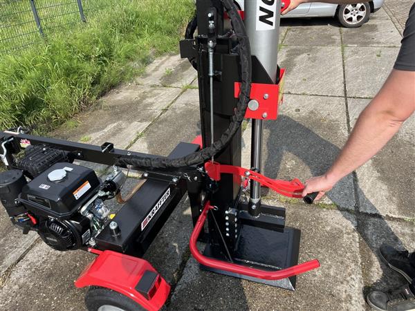 Grote foto kraffter 35t houtklover kohler 277cc verticaal agrarisch mechanisatie