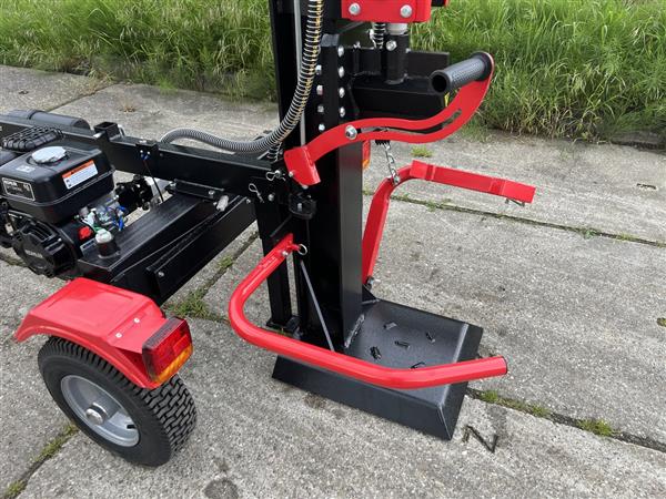Grote foto kraffter 22t houtklover kohler 196cc verticaal agrarisch mechanisatie