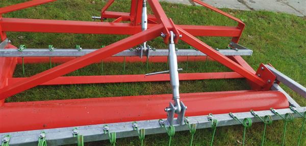 Grote foto kraffter bodemvlakker spoorvolgend 170 agrarisch mechanisatie
