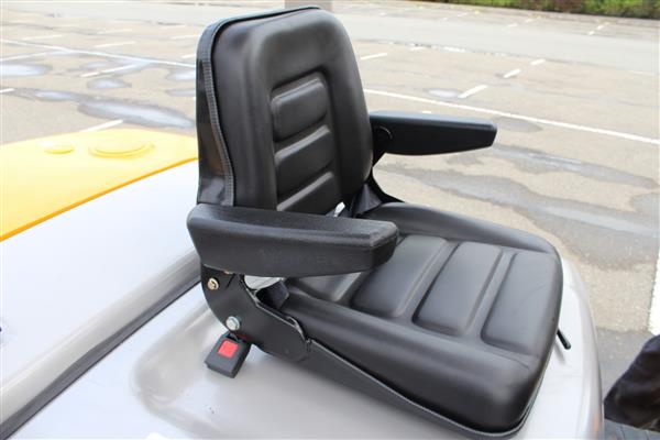 Grote foto sigma heftruck mitsubishi diesel 3.5t agrarisch mechanisatie