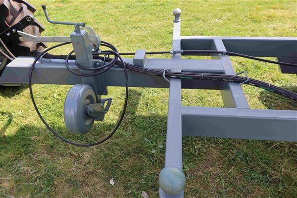 Grote foto imeg kipper 4 ton 3 zijdig kippend export agrarisch mechanisatie