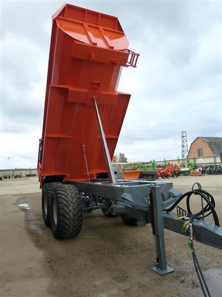 Grote foto laumetris ptl 20s zandkipper agrarisch mechanisatie