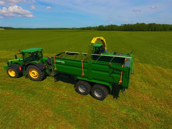 Grote foto laumetris ptl 20 landbouwkipper agrarisch mechanisatie