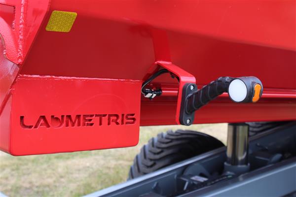 Grote foto laumetris ptl 12 landbouwkipper agrarisch mechanisatie