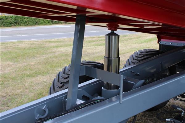 Grote foto laumetris ptl 12 landbouwkipper agrarisch mechanisatie