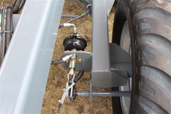 Grote foto laumetris ptl 12 landbouwkipper agrarisch mechanisatie