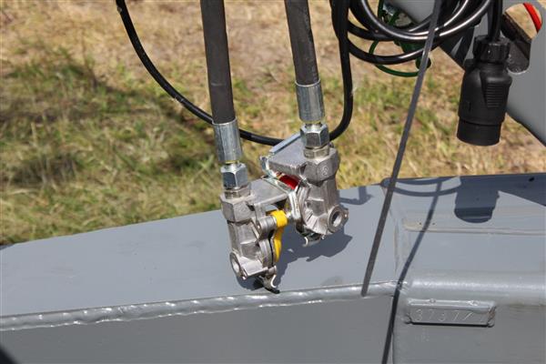 Grote foto laumetris ptl 12 landbouwkipper agrarisch mechanisatie