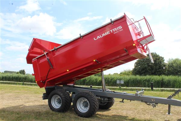 Grote foto laumetris ptl 12 landbouwkipper agrarisch mechanisatie