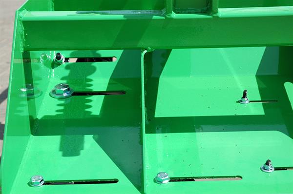 Grote foto bomet u865 aanaarder met rugvormkap agrarisch mechanisatie