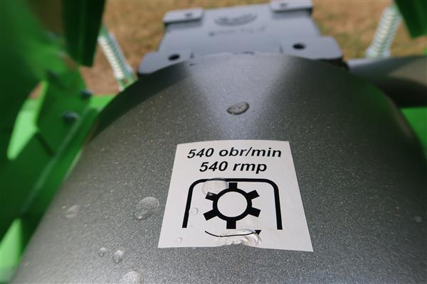 Grote foto bomet grondfrees 1.4 1.6 1.8 2.0 meter agrarisch mechanisatie