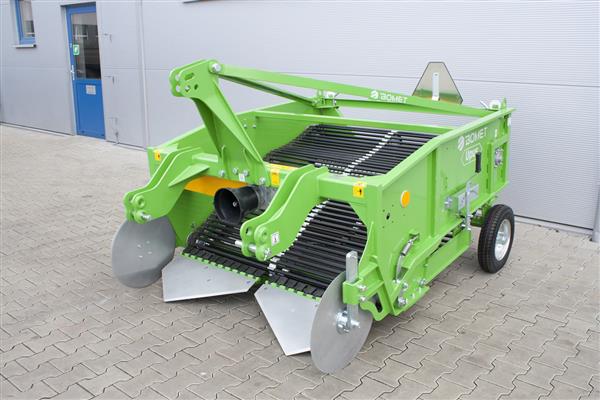 Grote foto bomet aardappelrooimachine 2 rijen z656 agrarisch mechanisatie
