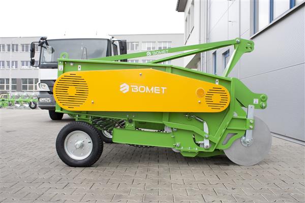 Grote foto bomet aardappelrooimachine 2 rijen z656 agrarisch mechanisatie