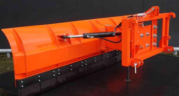 Grote foto sneeuwschuif 2.60 3.00m hydraulisch verstelbaar 3 punt en euro aankoppeling agrarisch mechanisatie
