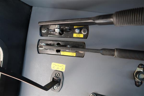Grote foto solis 60 4wd cabine agrarisch tractoren