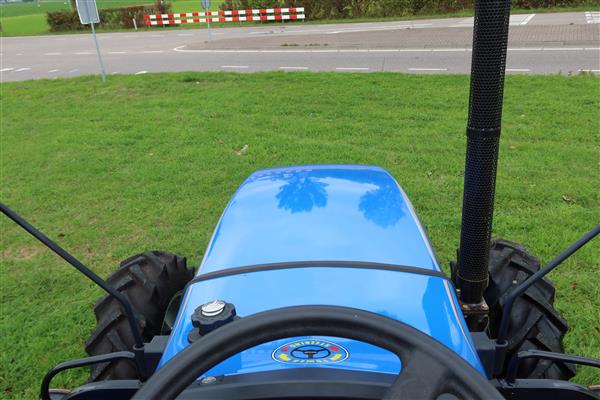 Grote foto solis 60 4wd rops agrarisch tractoren