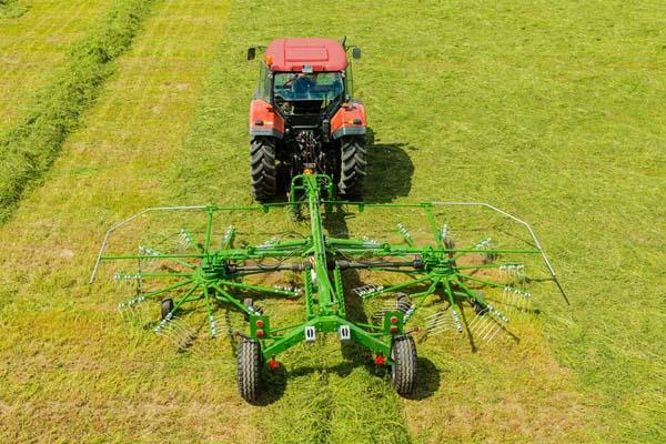 Grote foto sipma zk650t hark dubbele rotor agrarisch mechanisatie