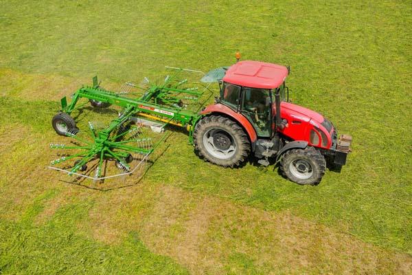 Grote foto sipma zk650t hark dubbele rotor agrarisch mechanisatie