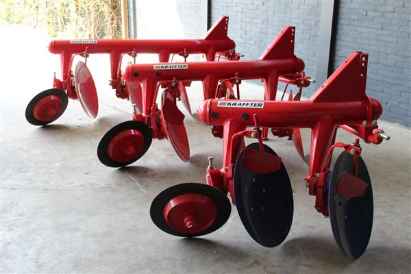 Grote foto kraffter schijvenploeg 4 schijf agrarisch mechanisatie