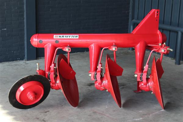 Grote foto kraffter schijvenploeg 3 schijf agrarisch mechanisatie