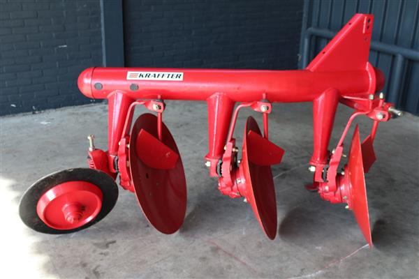 Grote foto kraffter schijvenploeg 3 schijf agrarisch mechanisatie