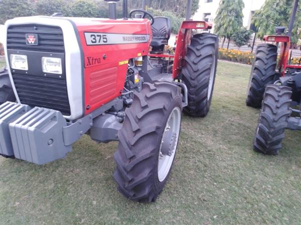 Grote foto massey ferguson 375 2wd agrarisch tractoren