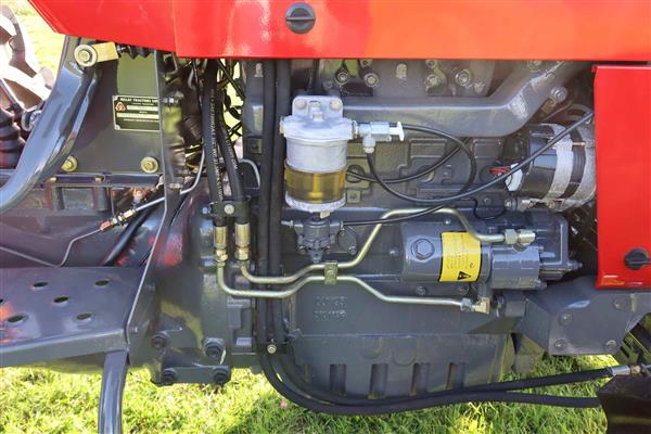 Grote foto massey ferguson tractor 385 4wd agrarisch tractoren