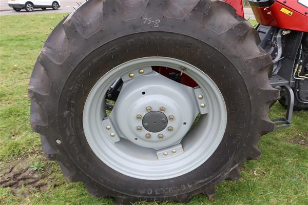 Grote foto massey ferguson 375 2wd agrarisch tractoren