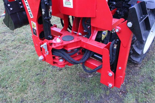 Grote foto kraffter graafkraan vast 225 agrarisch mechanisatie