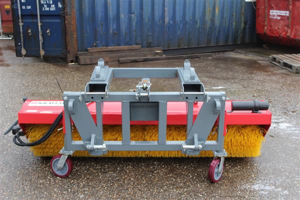 Grote foto kraffter veegmachine 2.00m doe het zelf en verbouw gereedschappen en machines