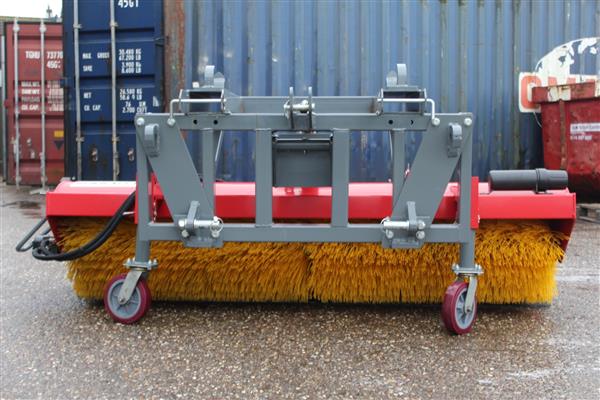 Grote foto kraffter veegmachine 2.00m doe het zelf en verbouw gereedschappen en machines