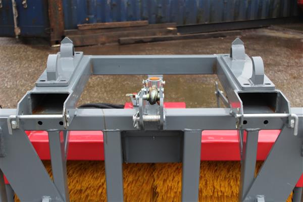Grote foto kraffter veegmachine 2.00m doe het zelf en verbouw gereedschappen en machines