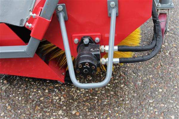 Grote foto kraffter veegmachine 2.00m doe het zelf en verbouw gereedschappen en machines