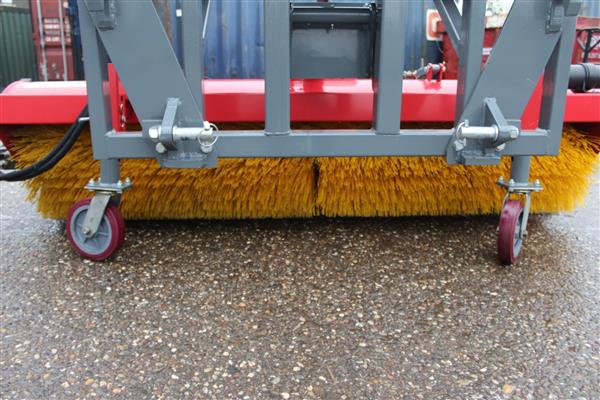 Grote foto kraffter veegmachine 2.00m doe het zelf en verbouw gereedschappen en machines